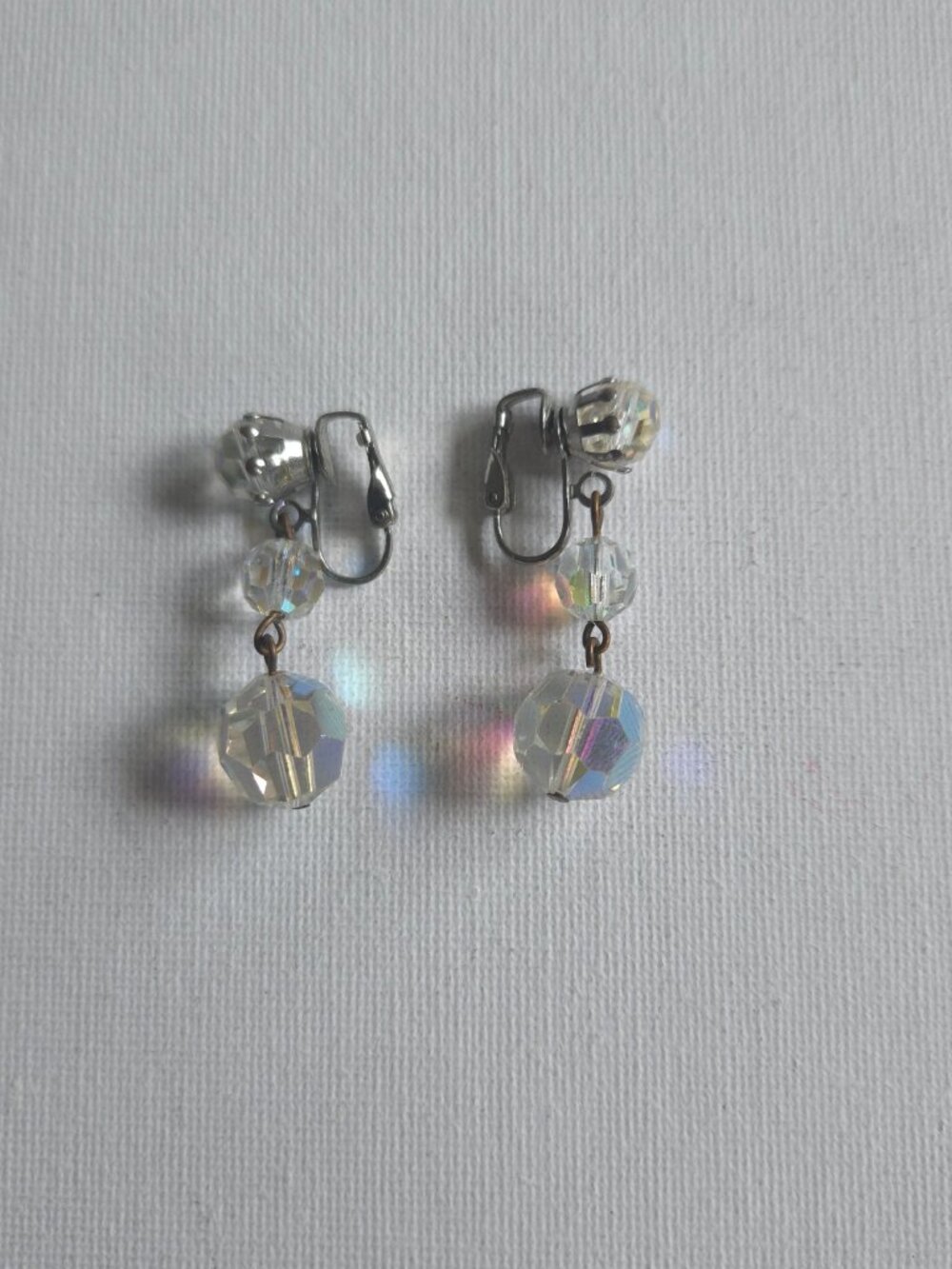 Vintage 1950s Aurora Borealis AB Crystal‎ Dangle Drop Clip-On Earrings